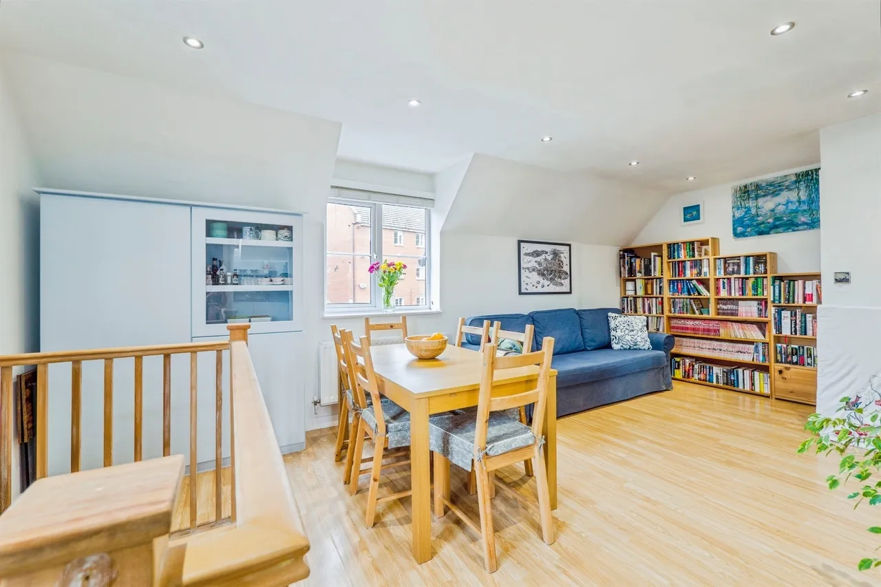 Doe Close, Penylan, CF23, photo 9