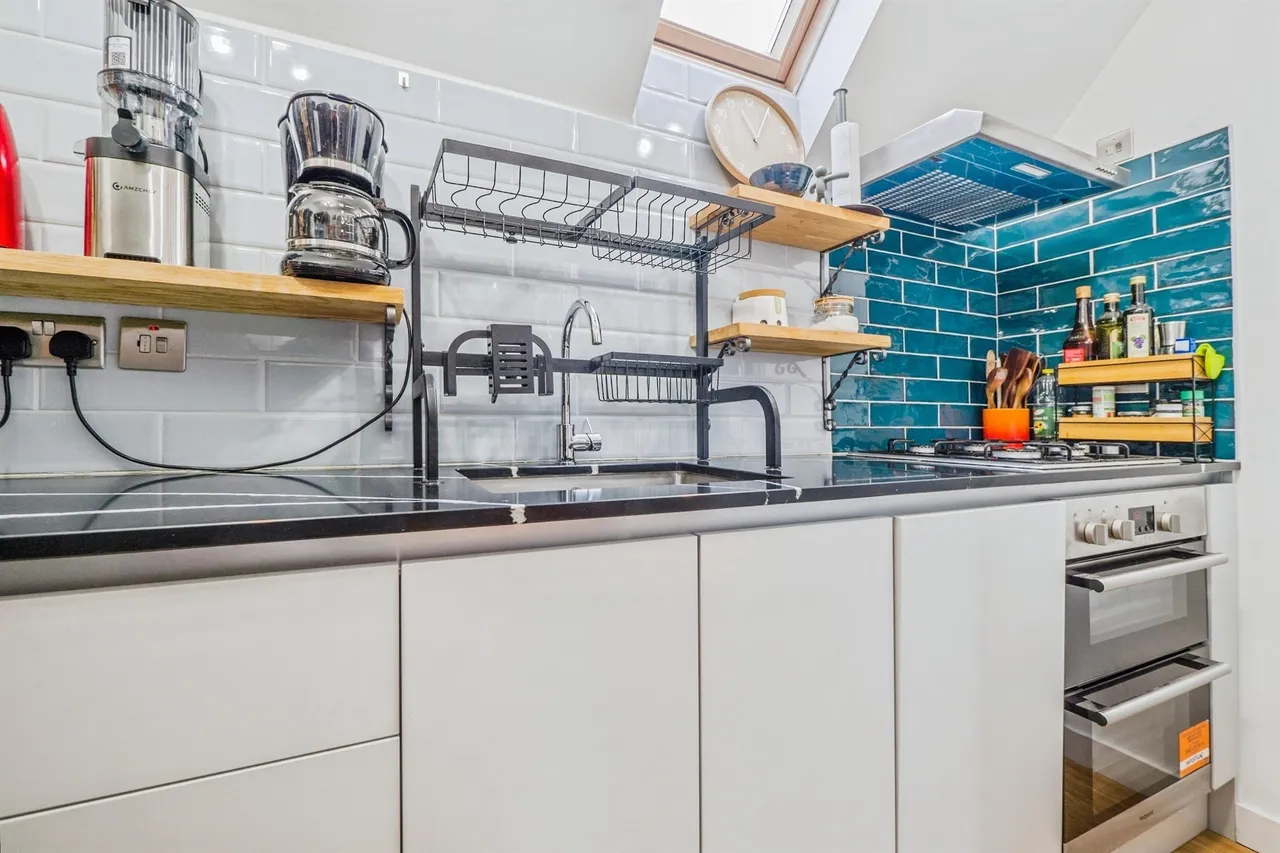 Doe Close, Penylan, CF23, photo 4