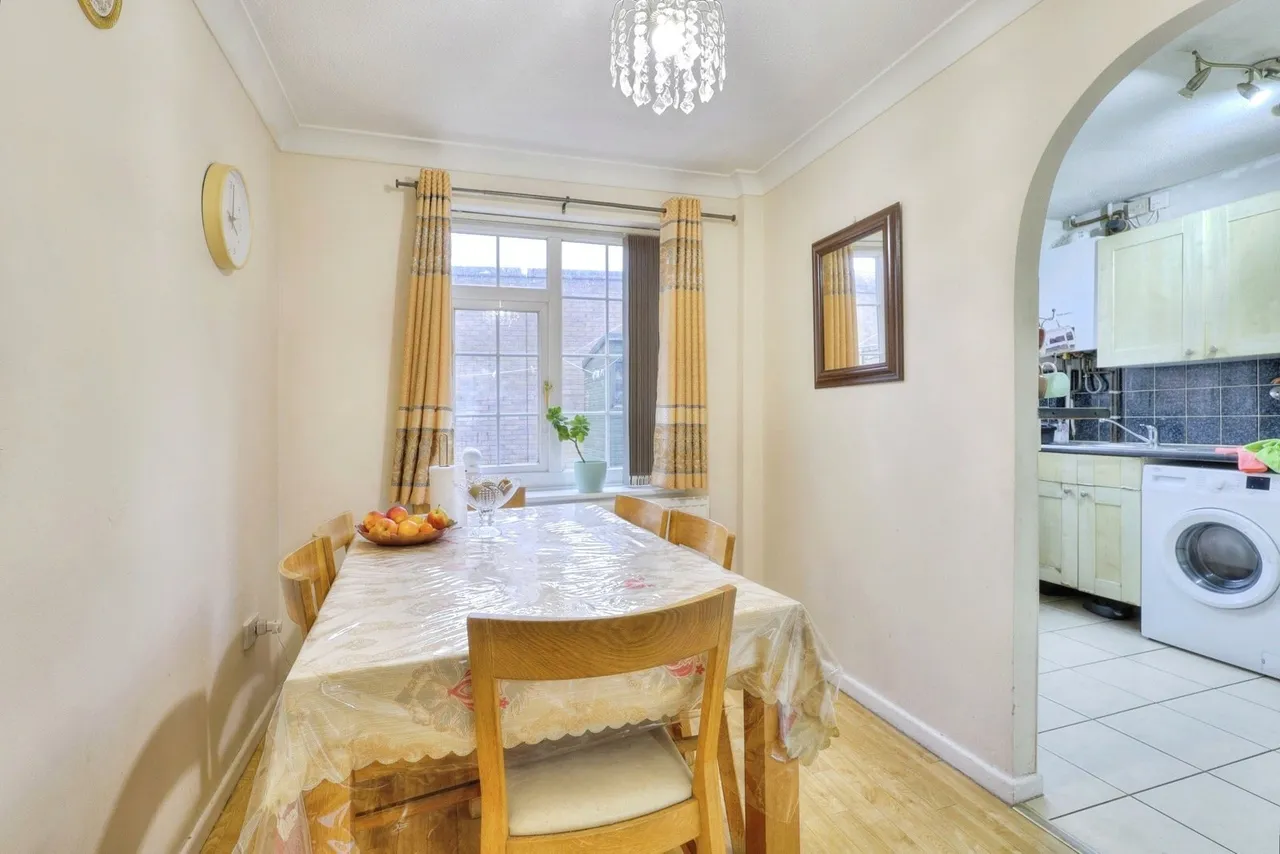 Chepstow Close, Northampton, NN5, photo 10
