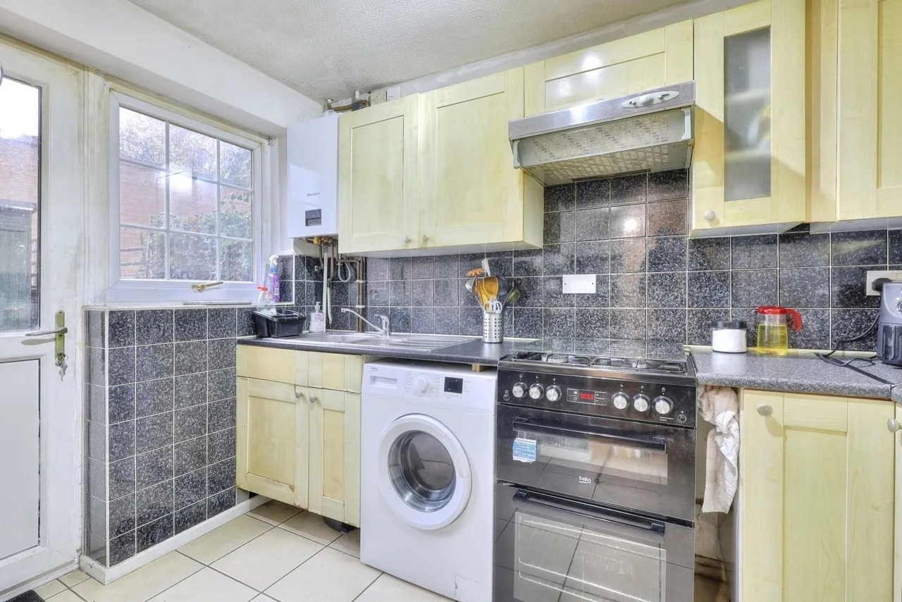 Chepstow Close, Northampton, NN5, photo 9