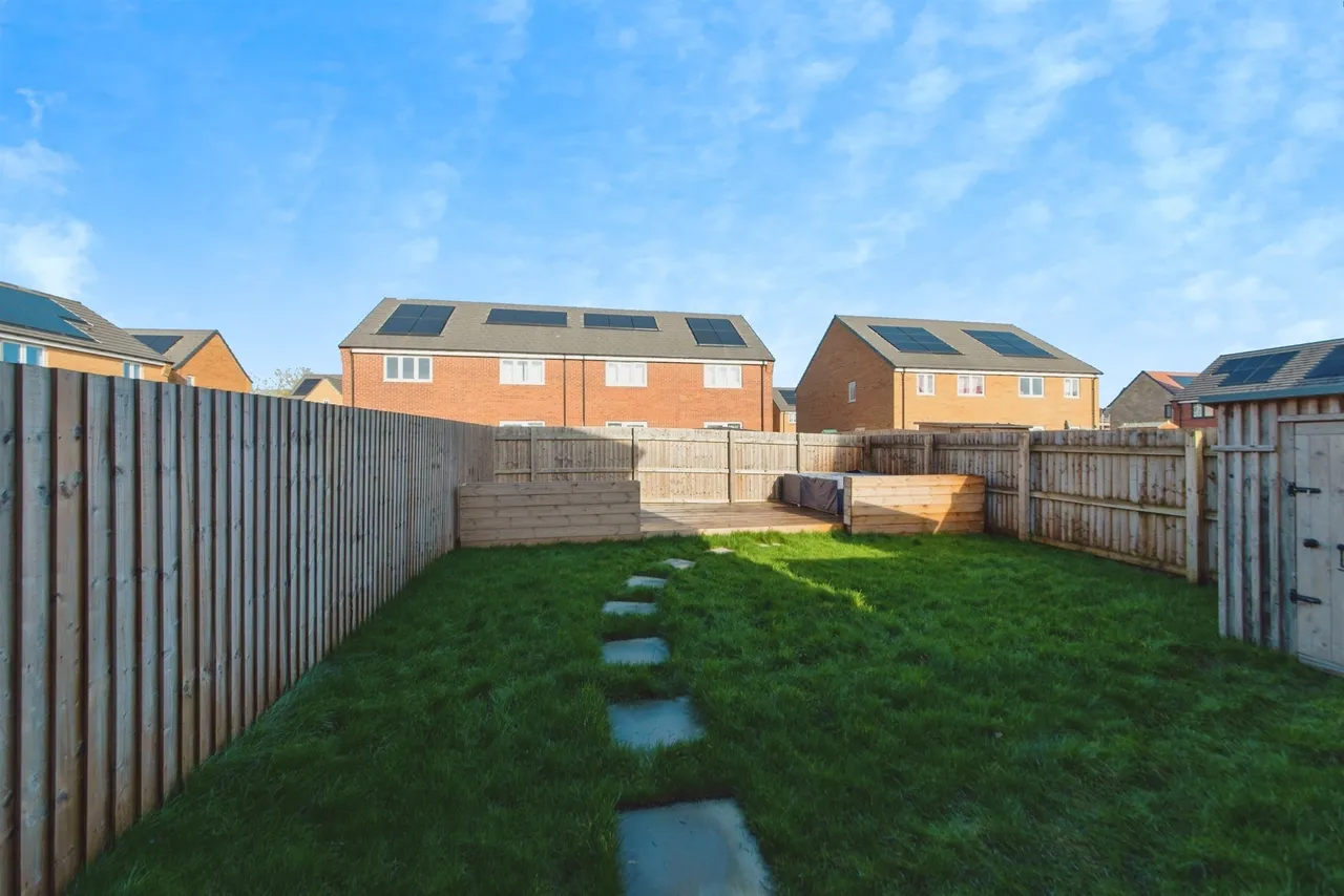 Nassington Way, Sleaford, photo 4