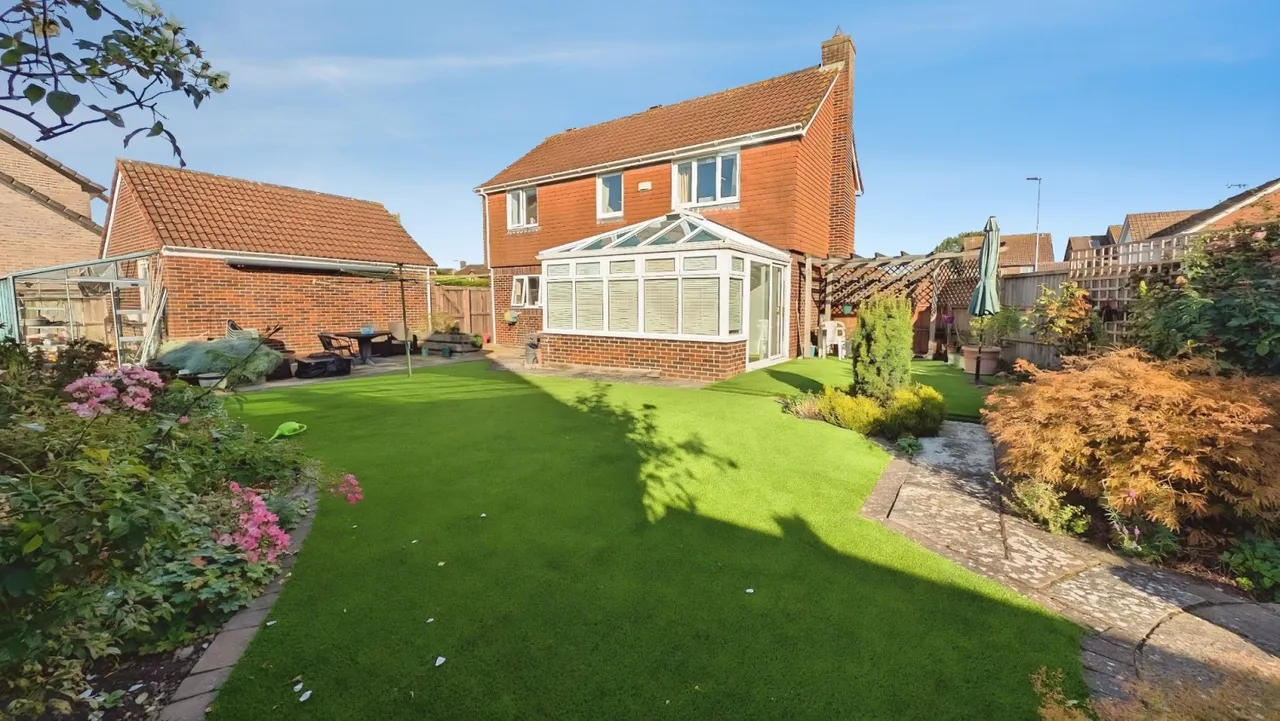 Badgers Close, Bradley Stoke, BS32, photo 13