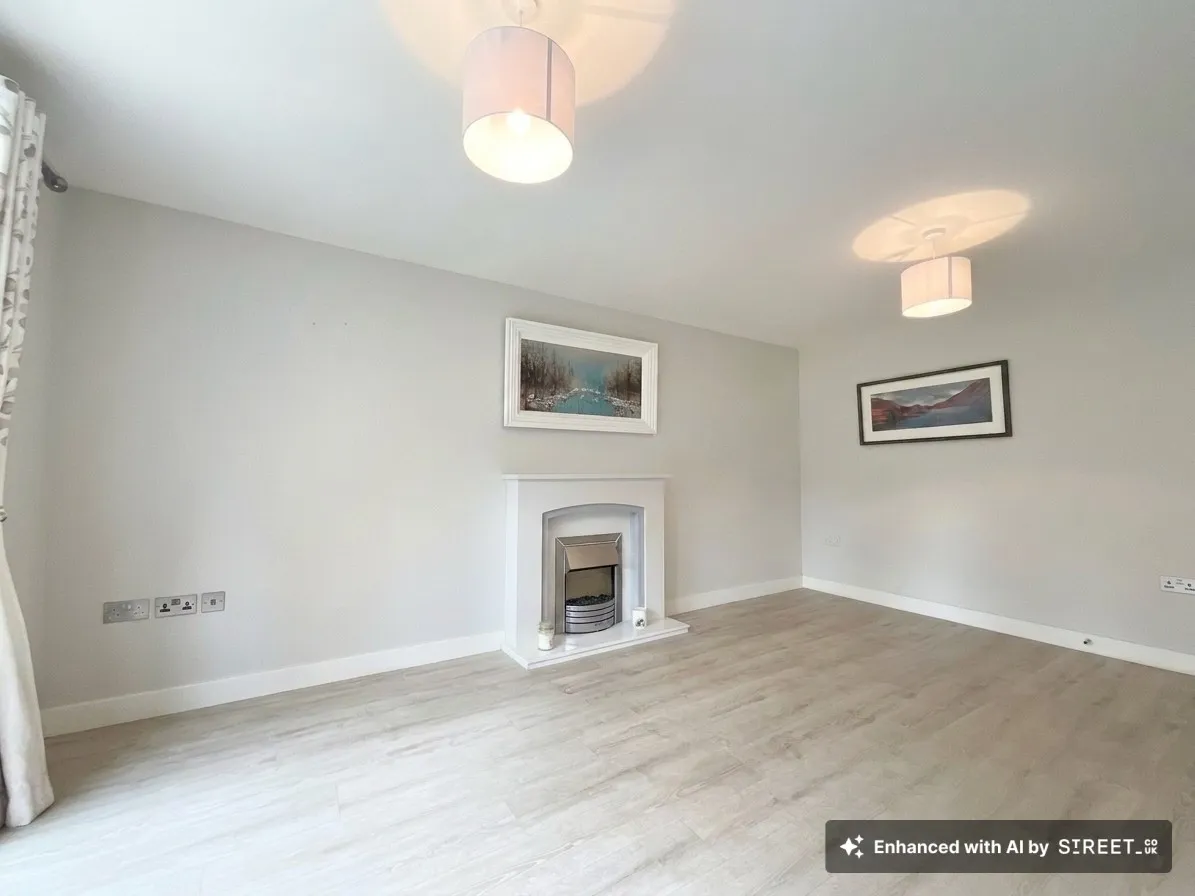 Moat Lane, Woore, CW3, photo 7