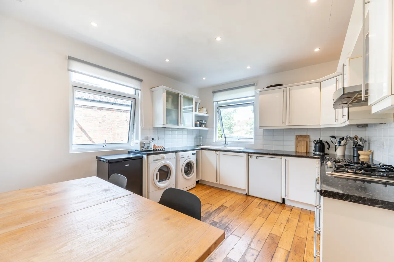 43a Drayton Road, London, photo 3