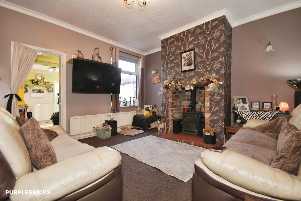 High Street, Heanor, DE75, photo 3