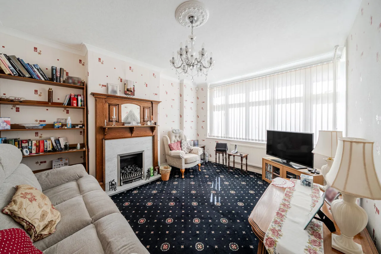 Aylesford Avenue, Beckenham, BR3, photo 2