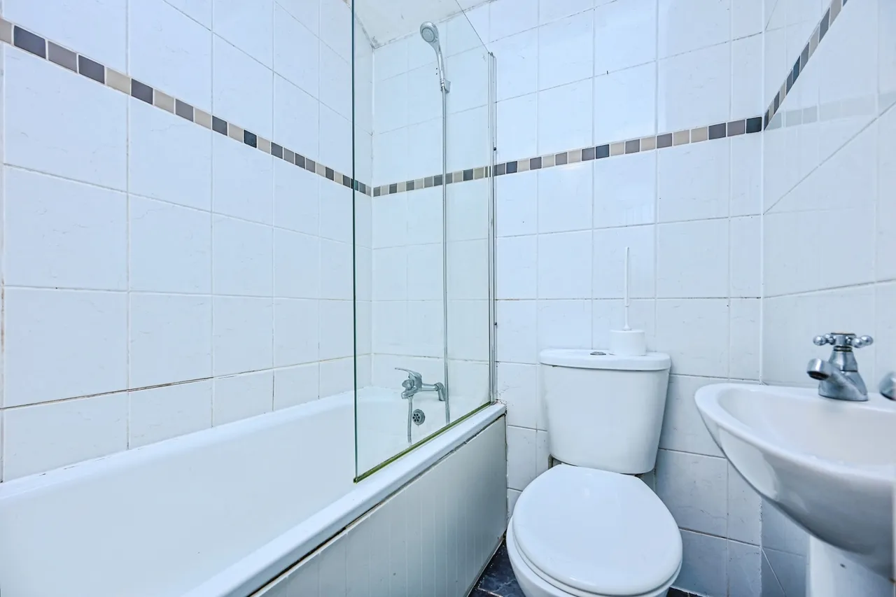 East Albert Road, Liverpool, L17, photo 20