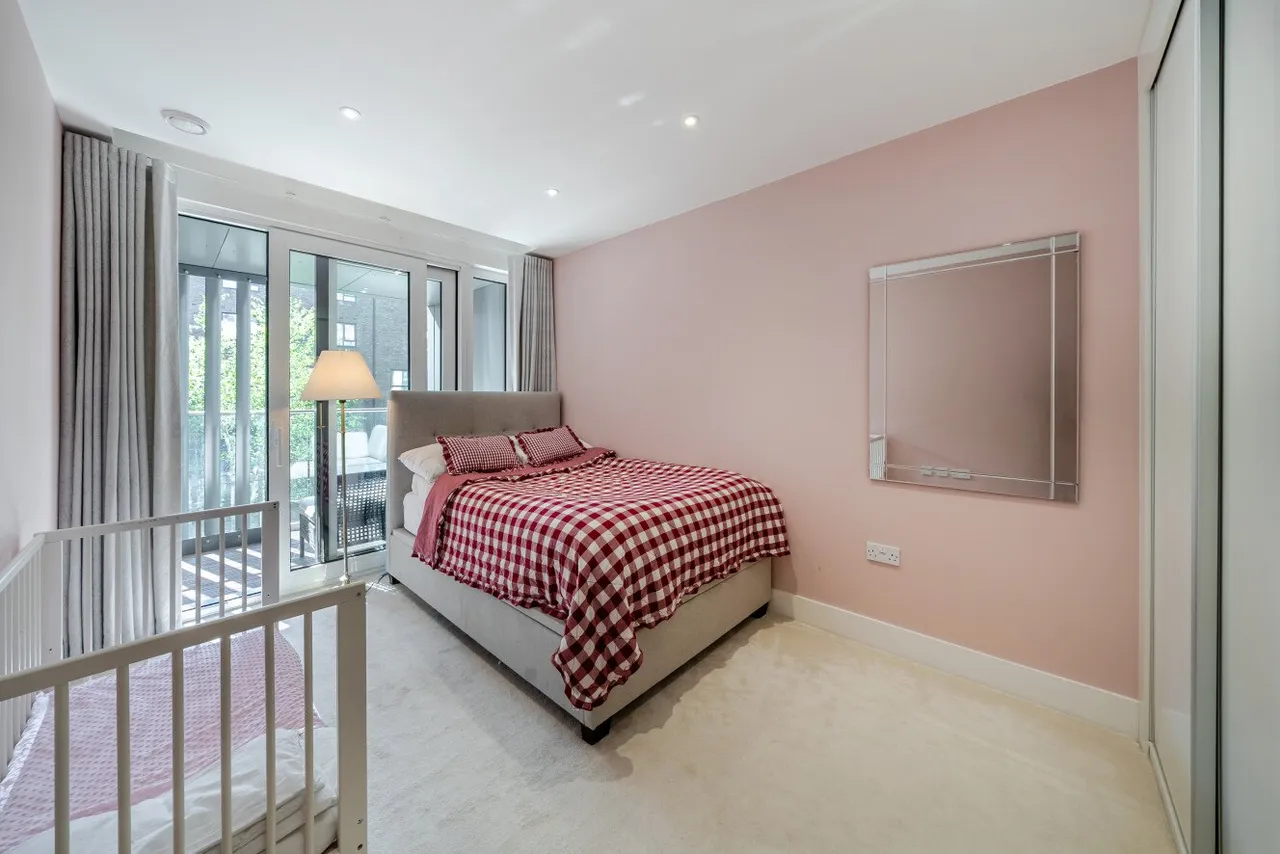 Hyde Lane, Battersea, SW11, photo 16