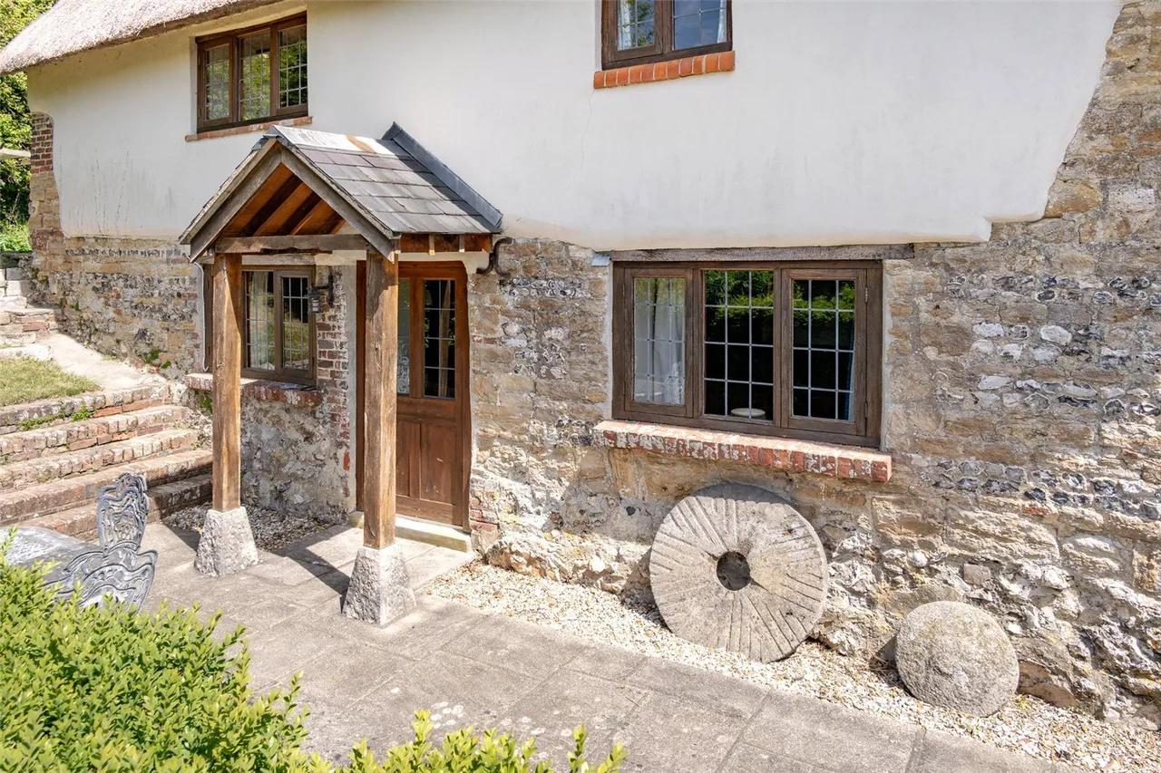 West Street, Winterborne Stickland, DT11, photo 24