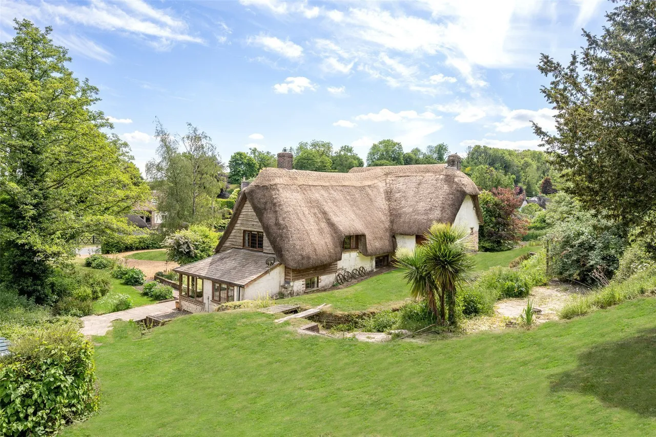 West Street, Winterborne Stickland, DT11, photo 27