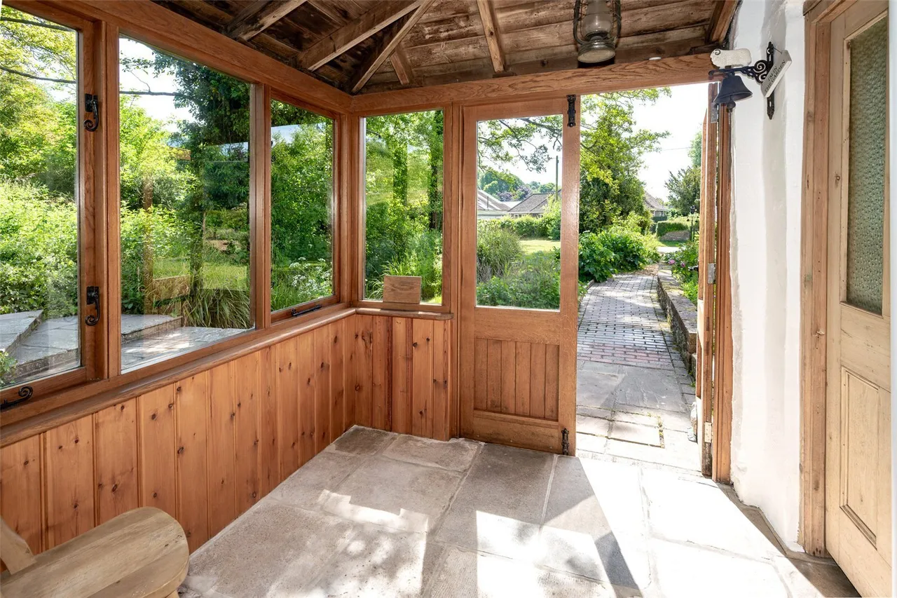 West Street, Winterborne Stickland, DT11, photo 12