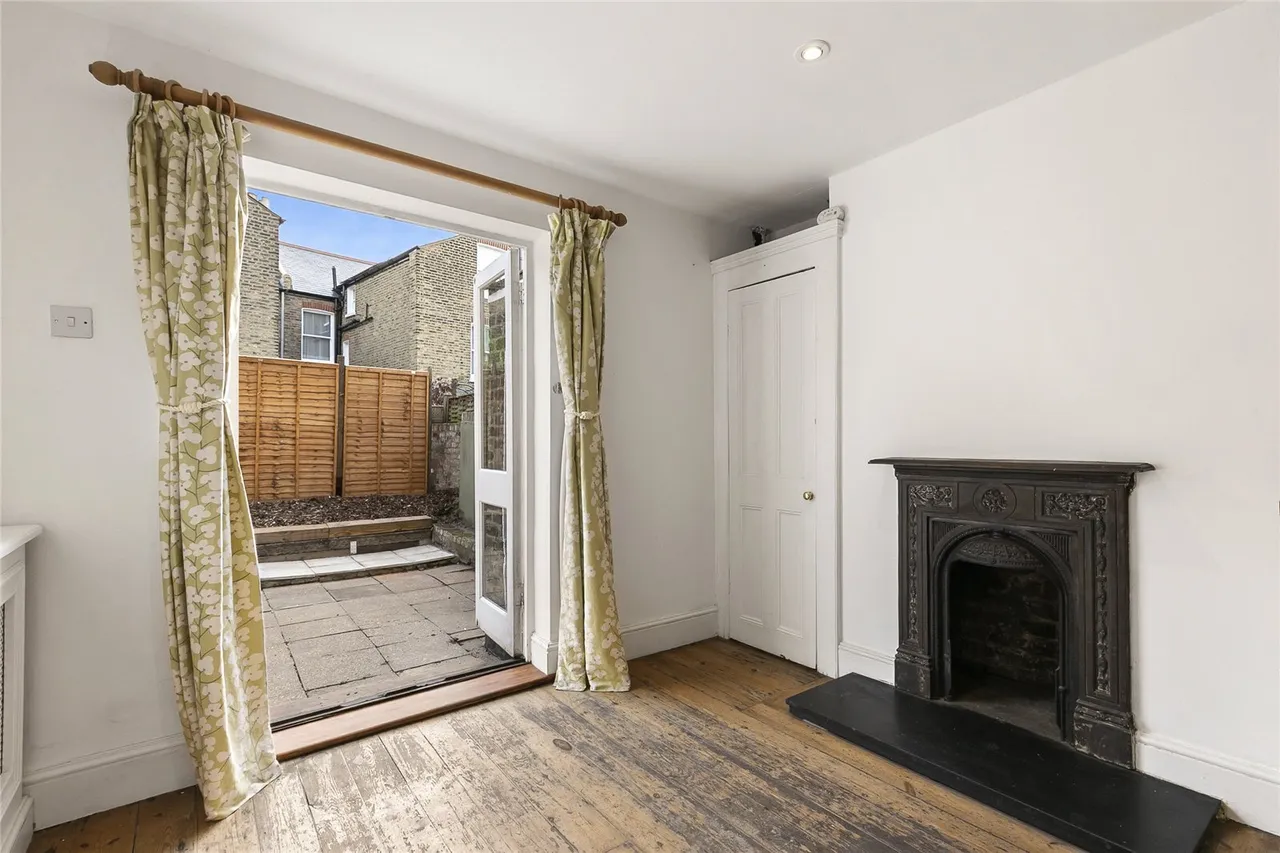Marney Road, London, SW11, photo 9