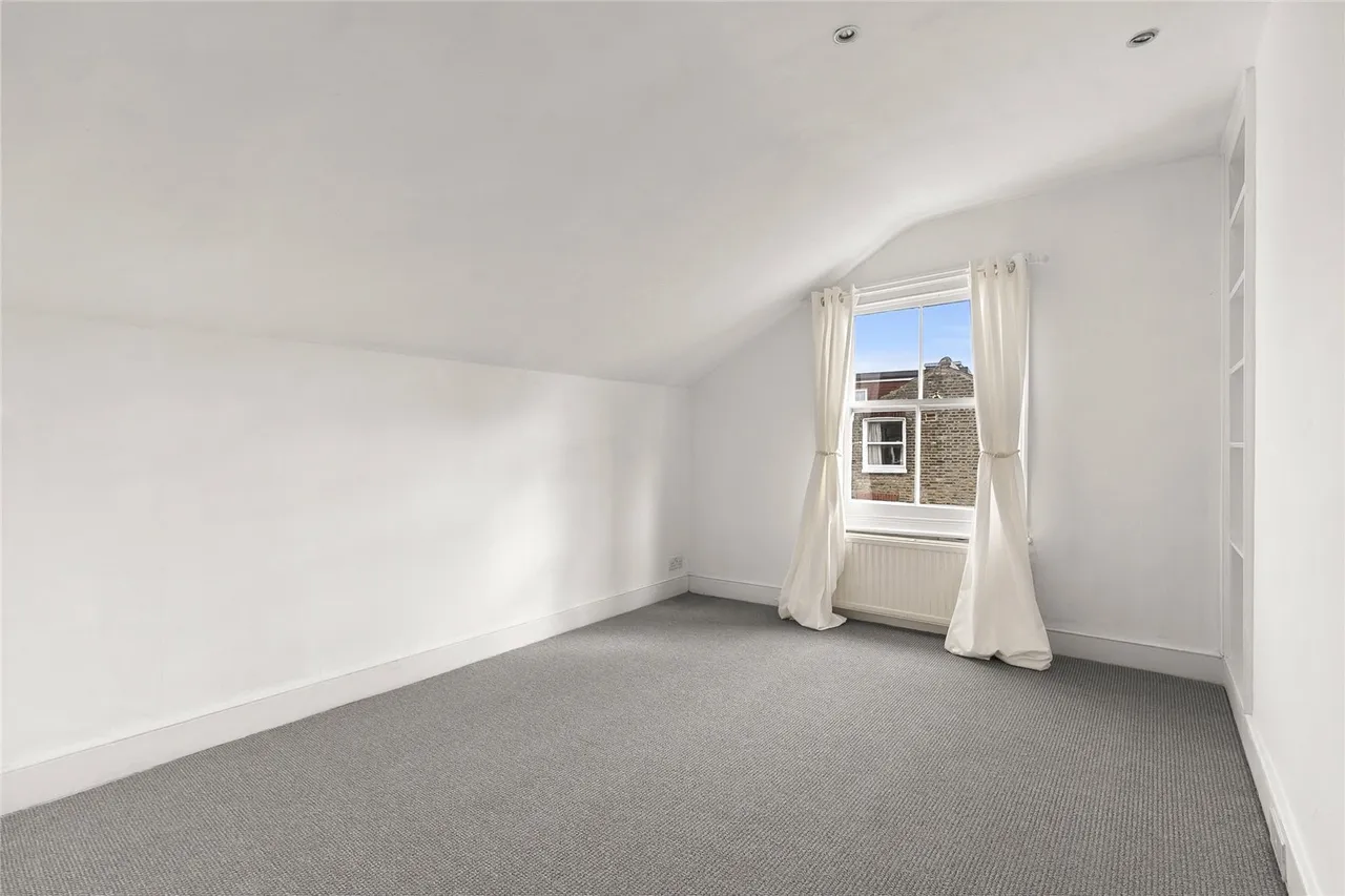 Marney Road, London, SW11, photo 13