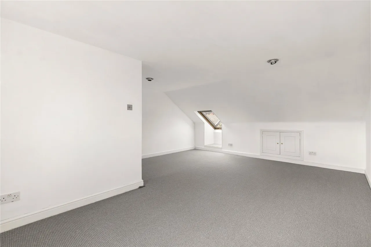 Marney Road, London, SW11, photo 11