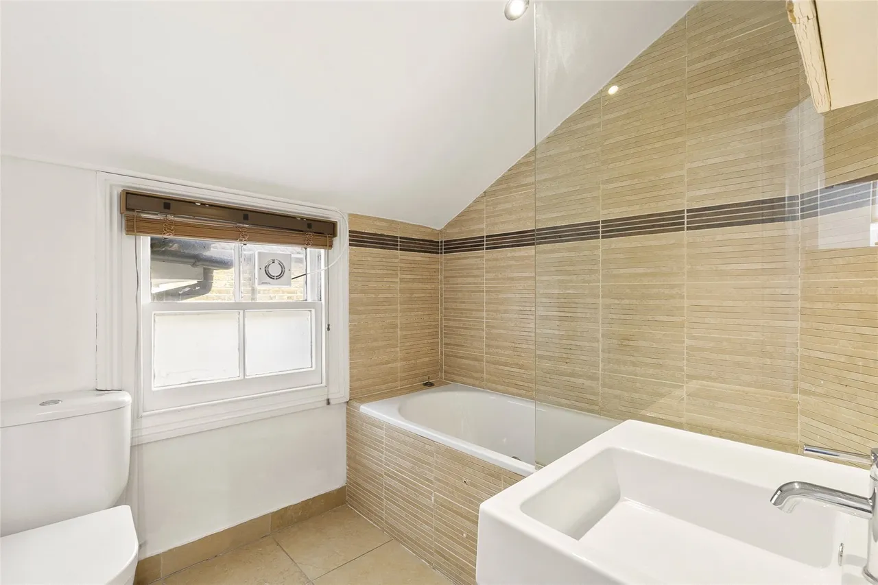 Marney Road, London, SW11, photo 12