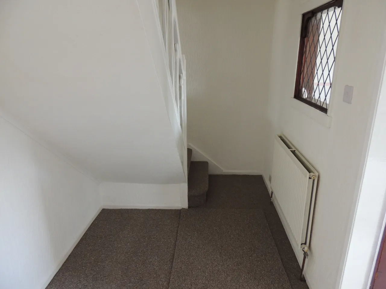 Bramhall Moor Lane, Stockport, SK7, photo 11