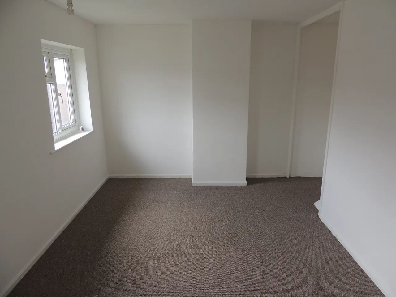 Bramhall Moor Lane, Stockport, SK7, photo 6