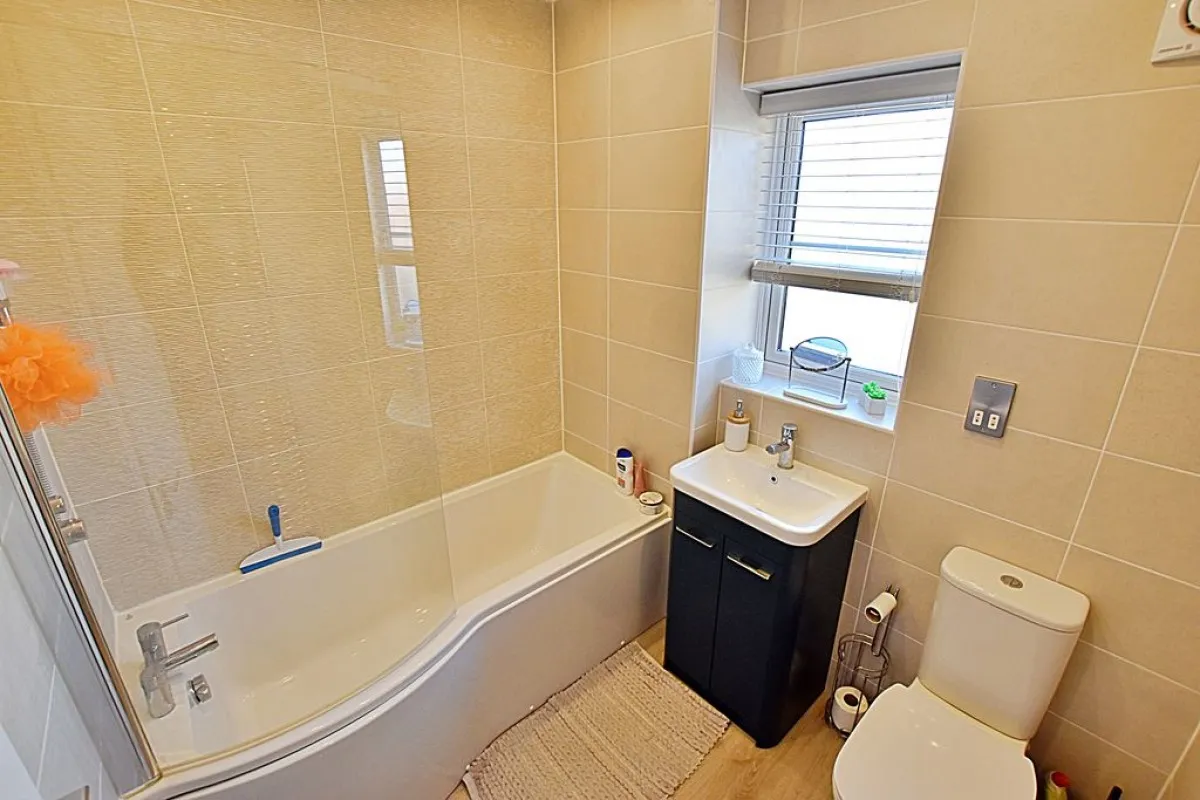 Gibson Road, Lincoln, photo 11