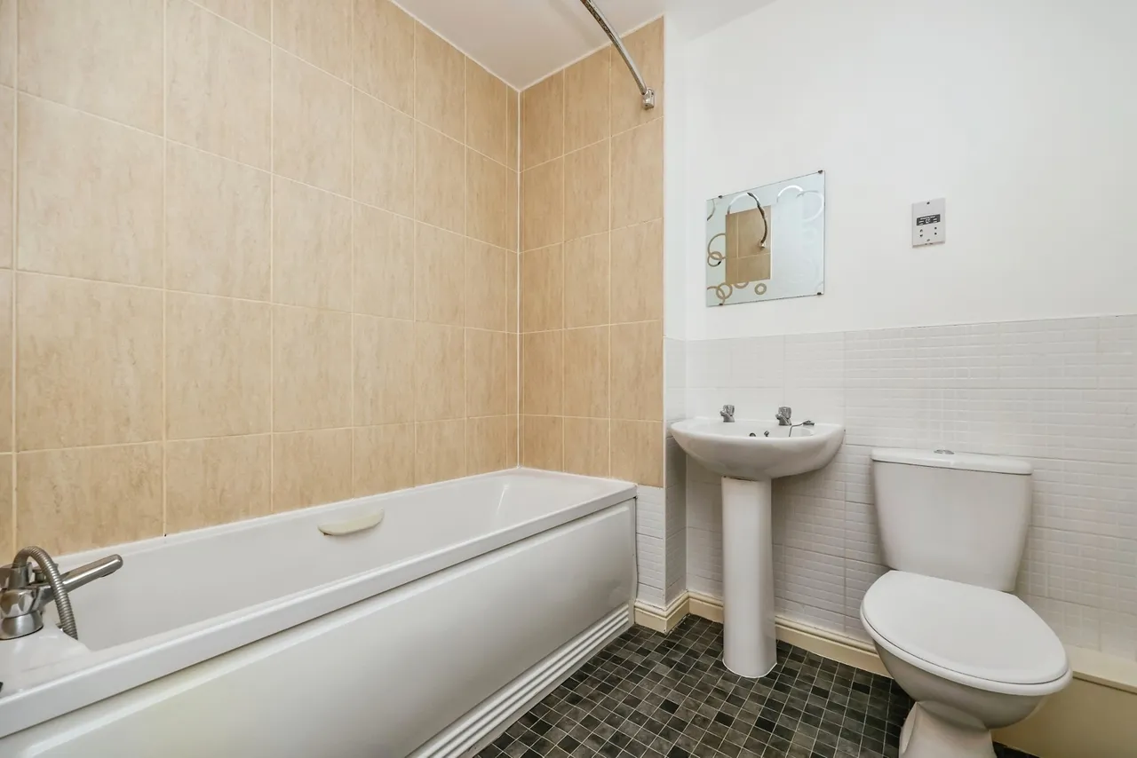 Burberry Avenue, Hucknall, NG15, photo 17
