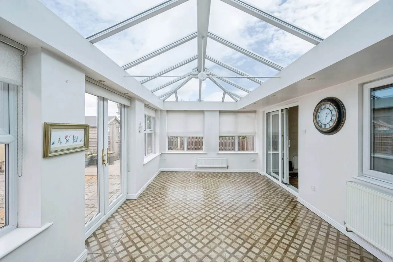 Doncaster Road, Doncaster, DN5, photo 12