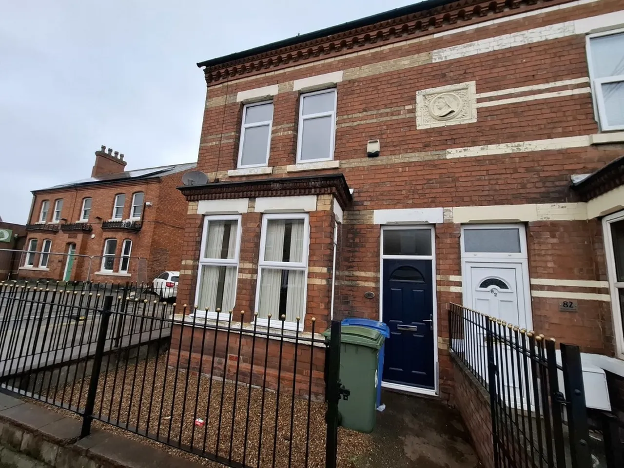 2 bed flat to rent — The Victoria Apartment, 84 Newcastle Avenue