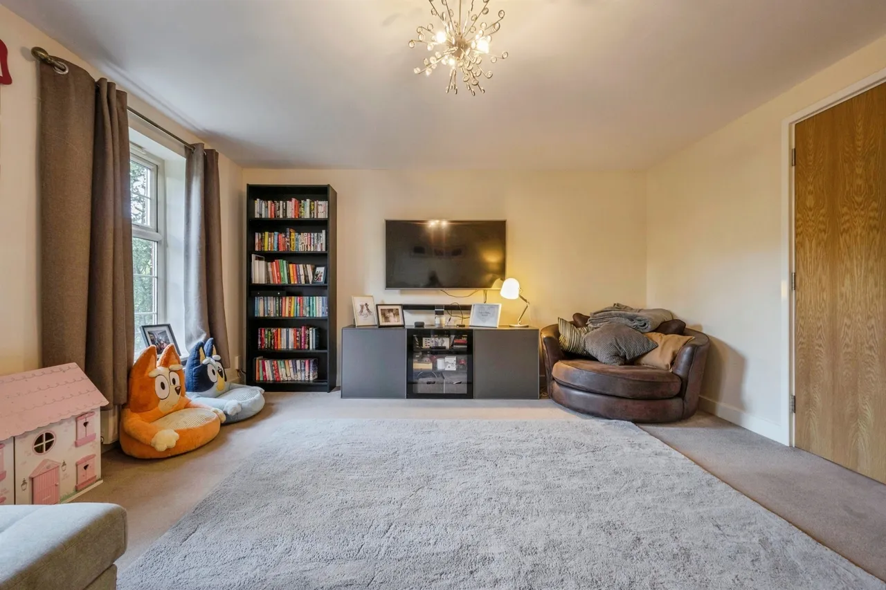 Comelybank Drive, Mexborough, photo 11
