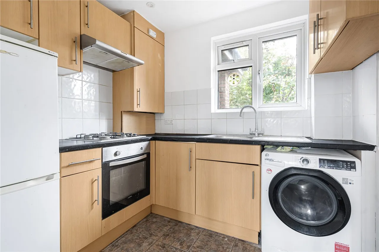 Algar Close, Isleworth, TW7, photo 3