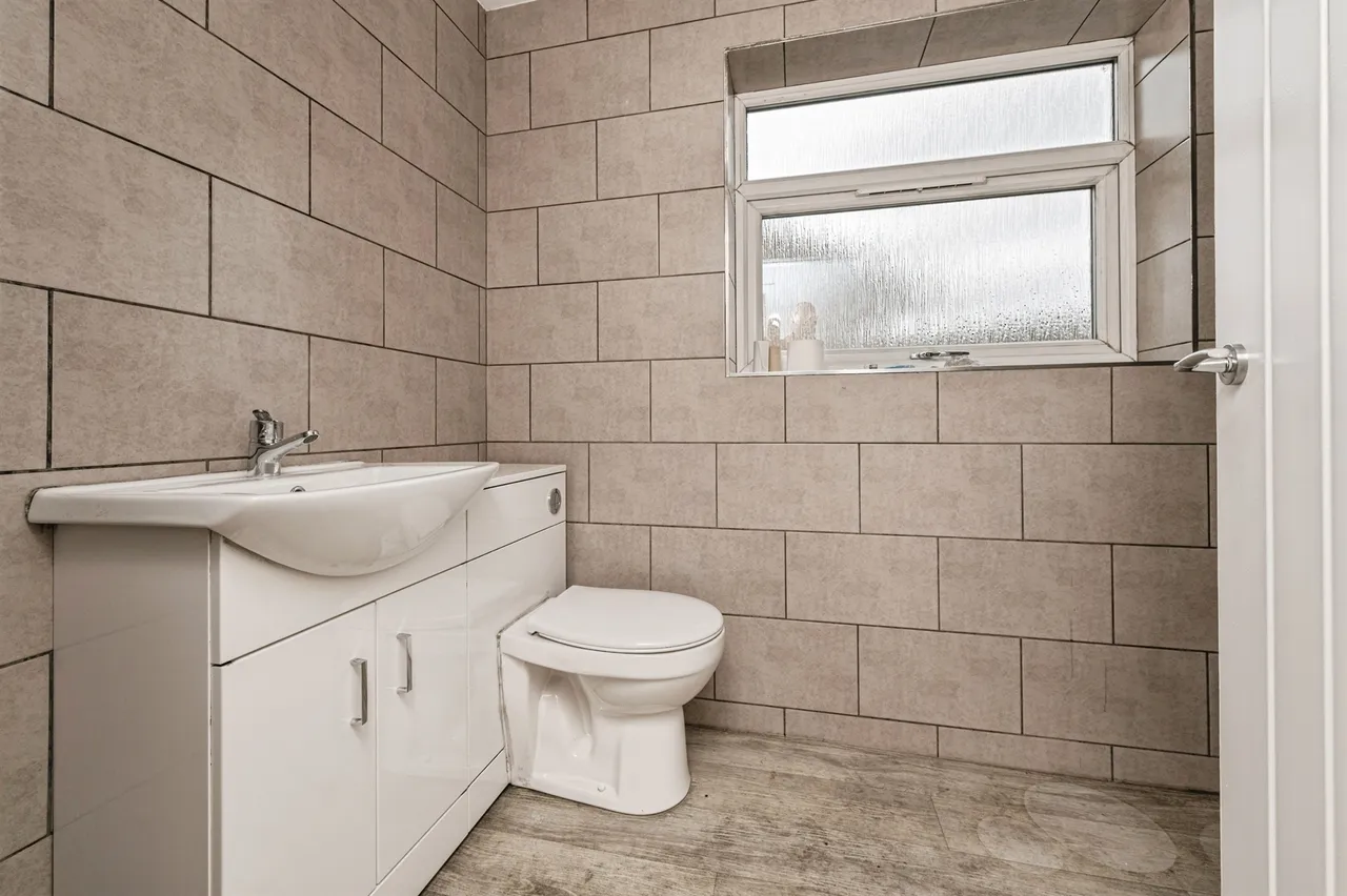 Norwood Road, Huddersfield, HD2, photo 7