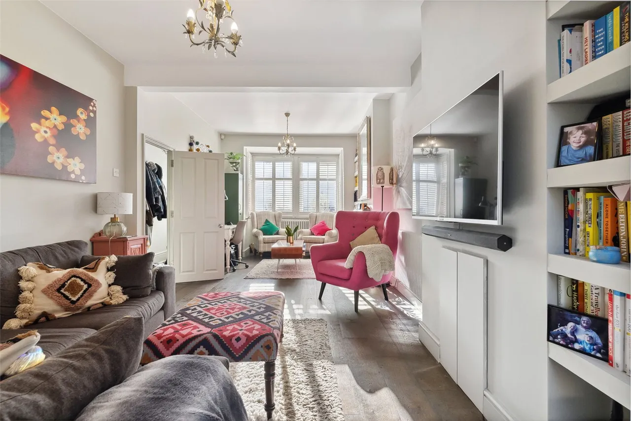 Priory Road, Hampton, TW12 2NT, photo 3