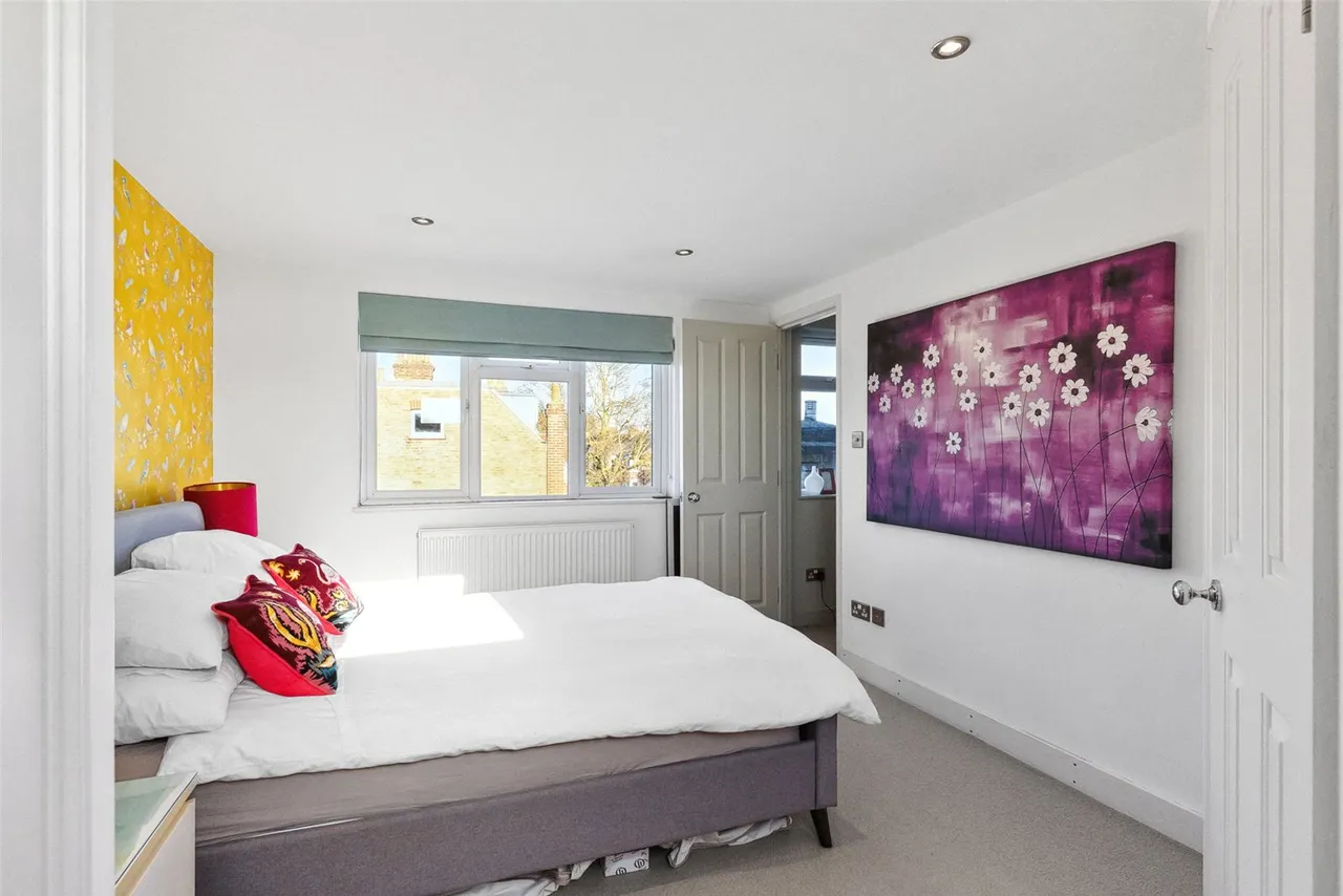 Priory Road, Hampton, TW12 2NT, photo 8