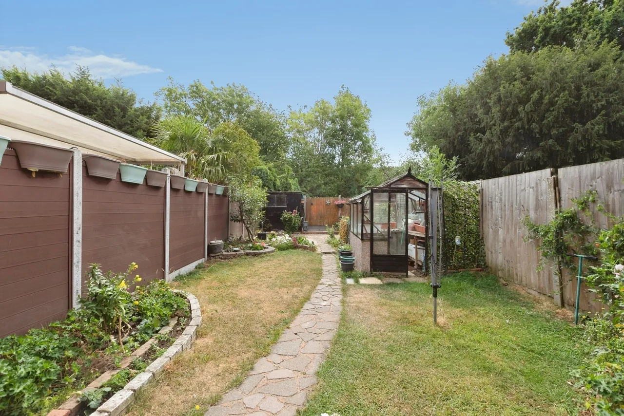 Huntsman Road, Ilford, IG6, photo 23