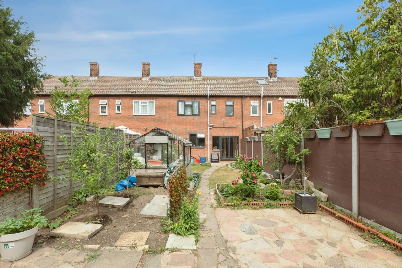 Huntsman Road, Ilford, IG6, photo 24