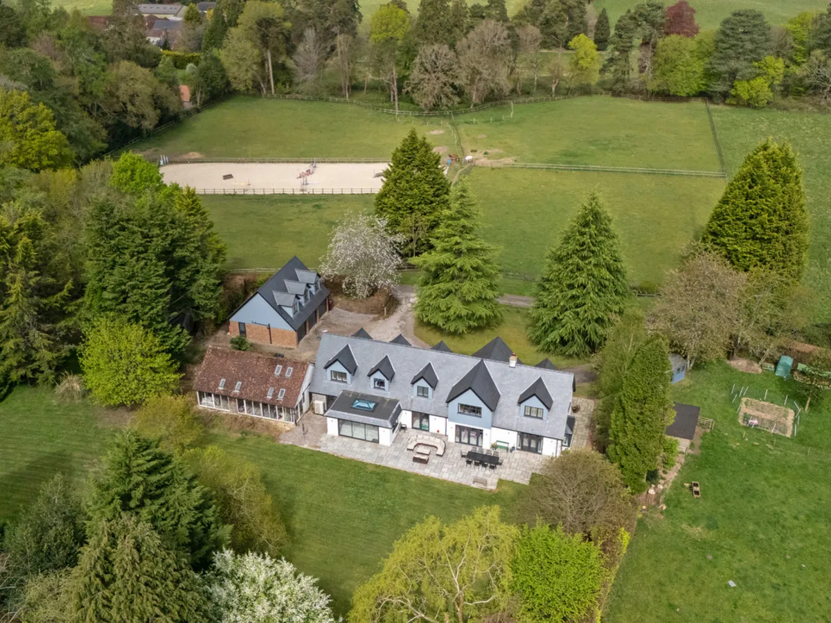 6 bed house for sale, Portsmouth Road, Liphook, GU30