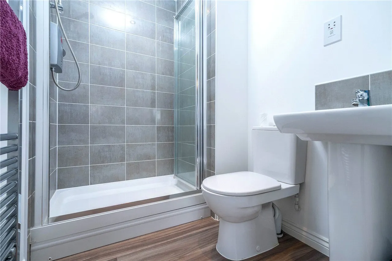 Great Leighs, Bourne, PE10, photo 12