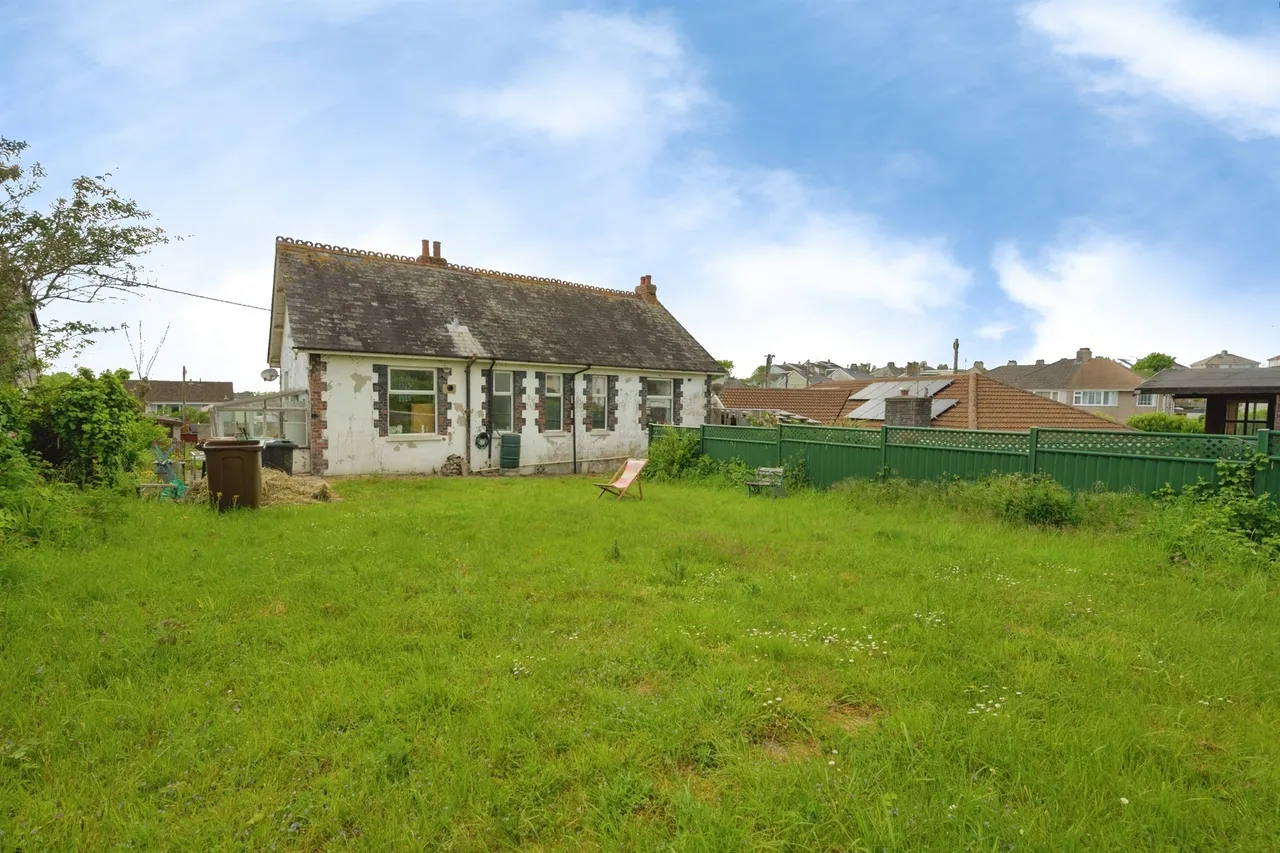 Rocky Park Avenue, Plymouth, PL9, photo 2
