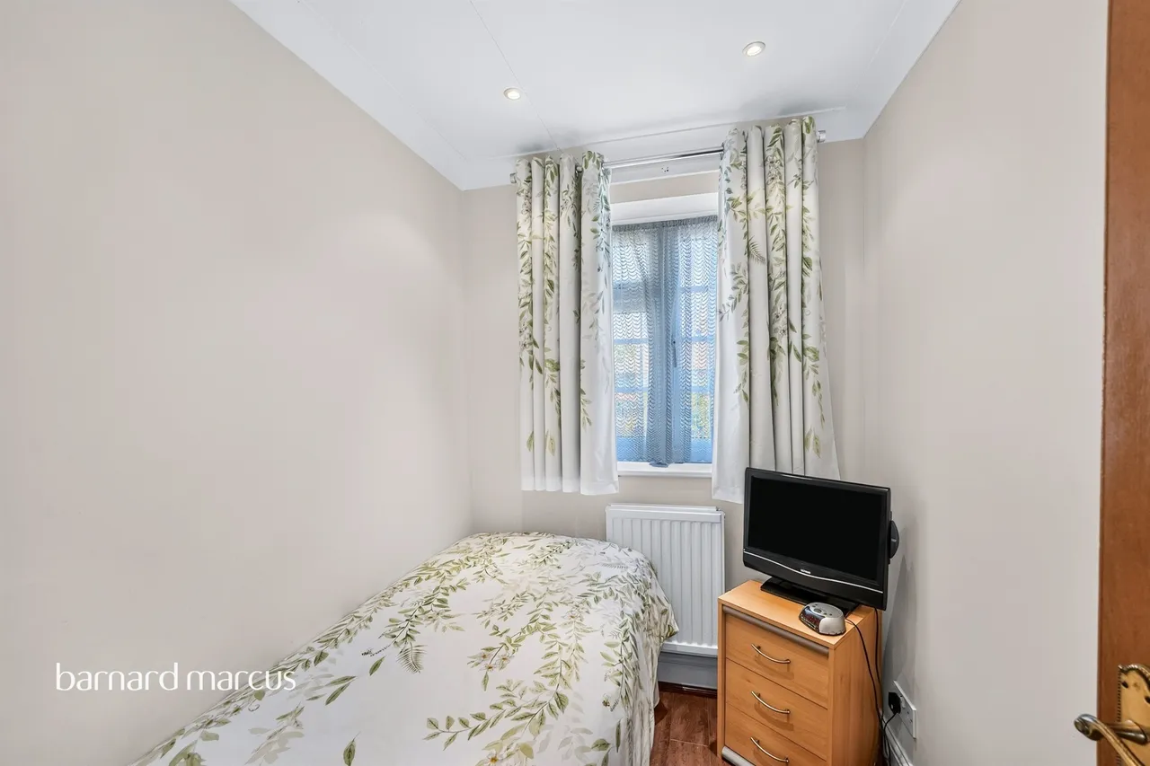Baker Lane, Mitcham, CR4, photo 8