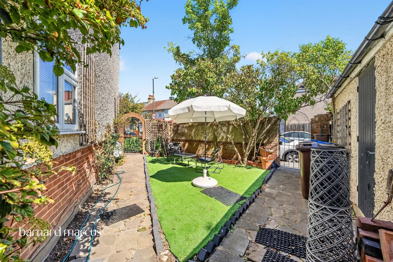 Baker Lane, Mitcham, CR4, photo 16