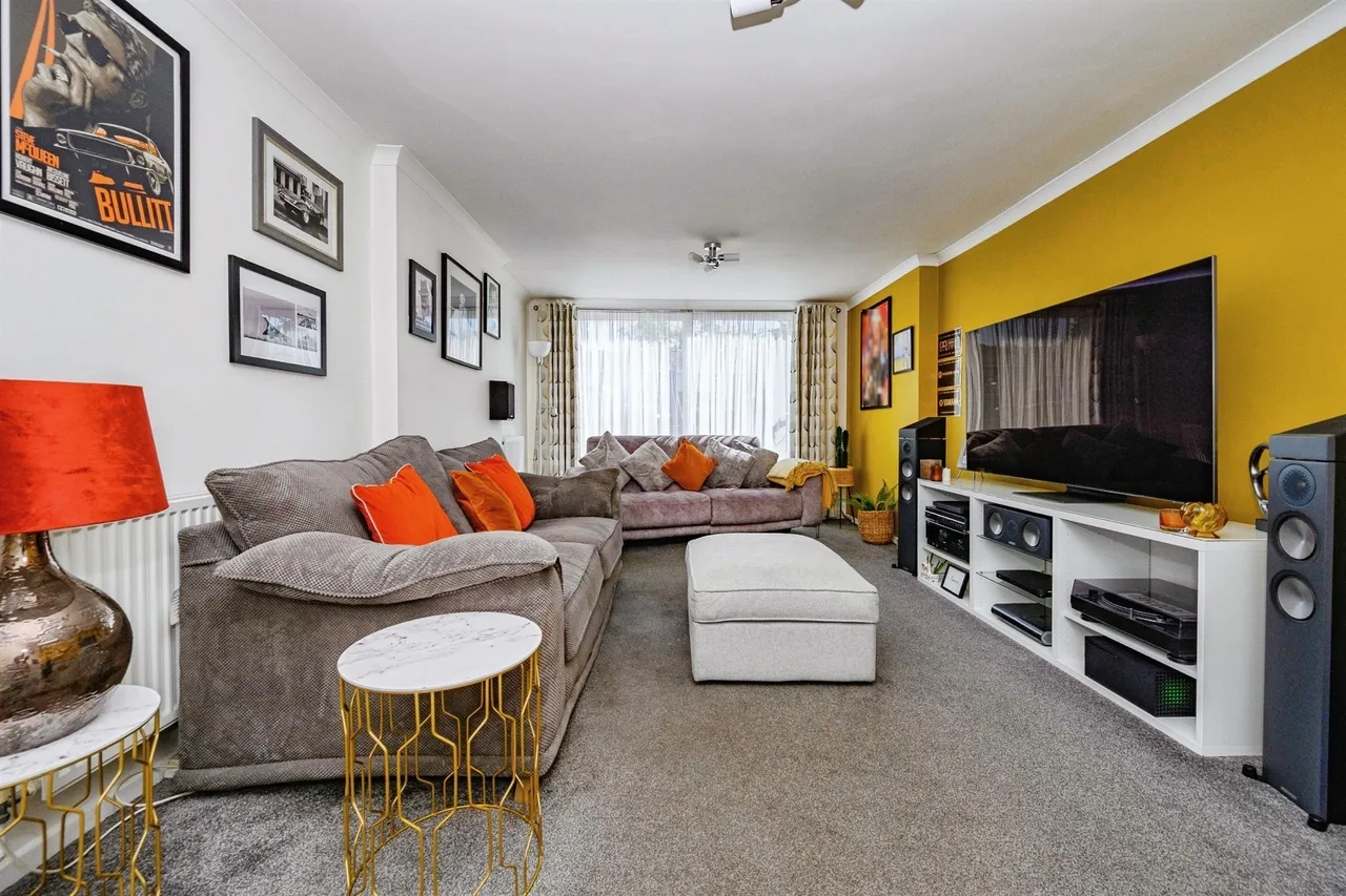 Crawley Drive, Hemel Hempstead, HP2, photo 3