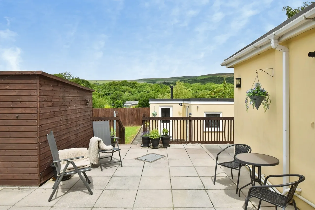 Cwmamman Road, Glanamman, SA18, photo 11