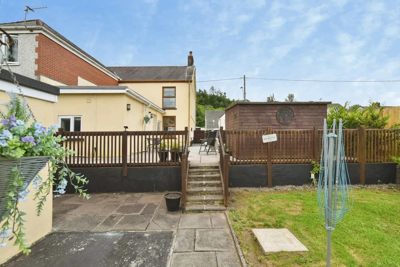 Cwmamman Road, Glanamman, SA18, photo 13