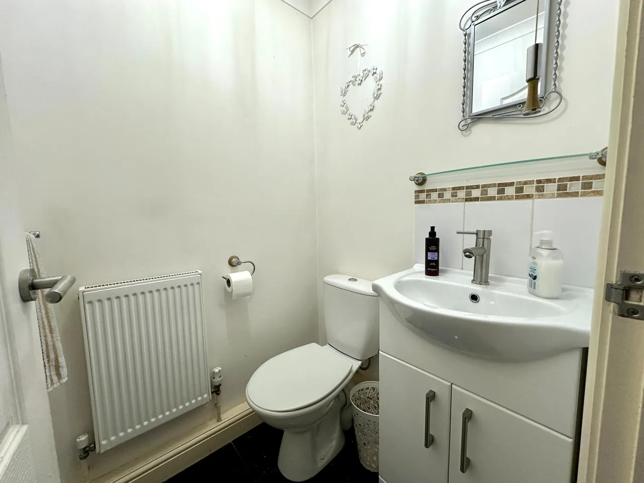 Exbury Close, Pendeford, WV9, photo 10
