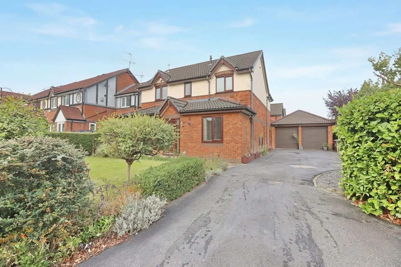 4 bed house for sale, Greenoak, Radcliffe, M26