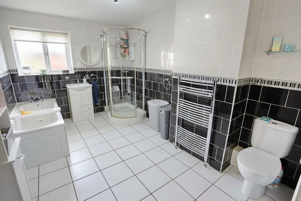 Greenoak, Radcliffe, M26, photo 22