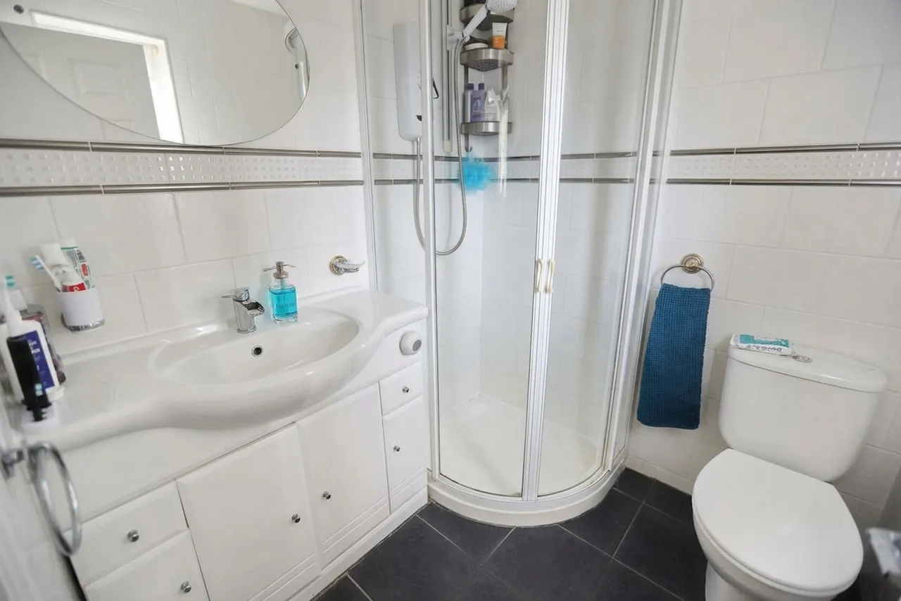 Greenoak, Radcliffe, M26, photo 18