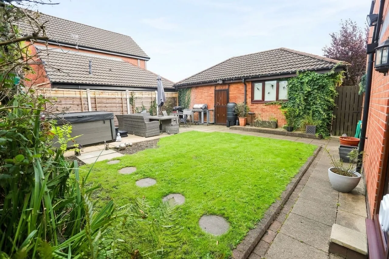 Greenoak, Radcliffe, M26, photo 24