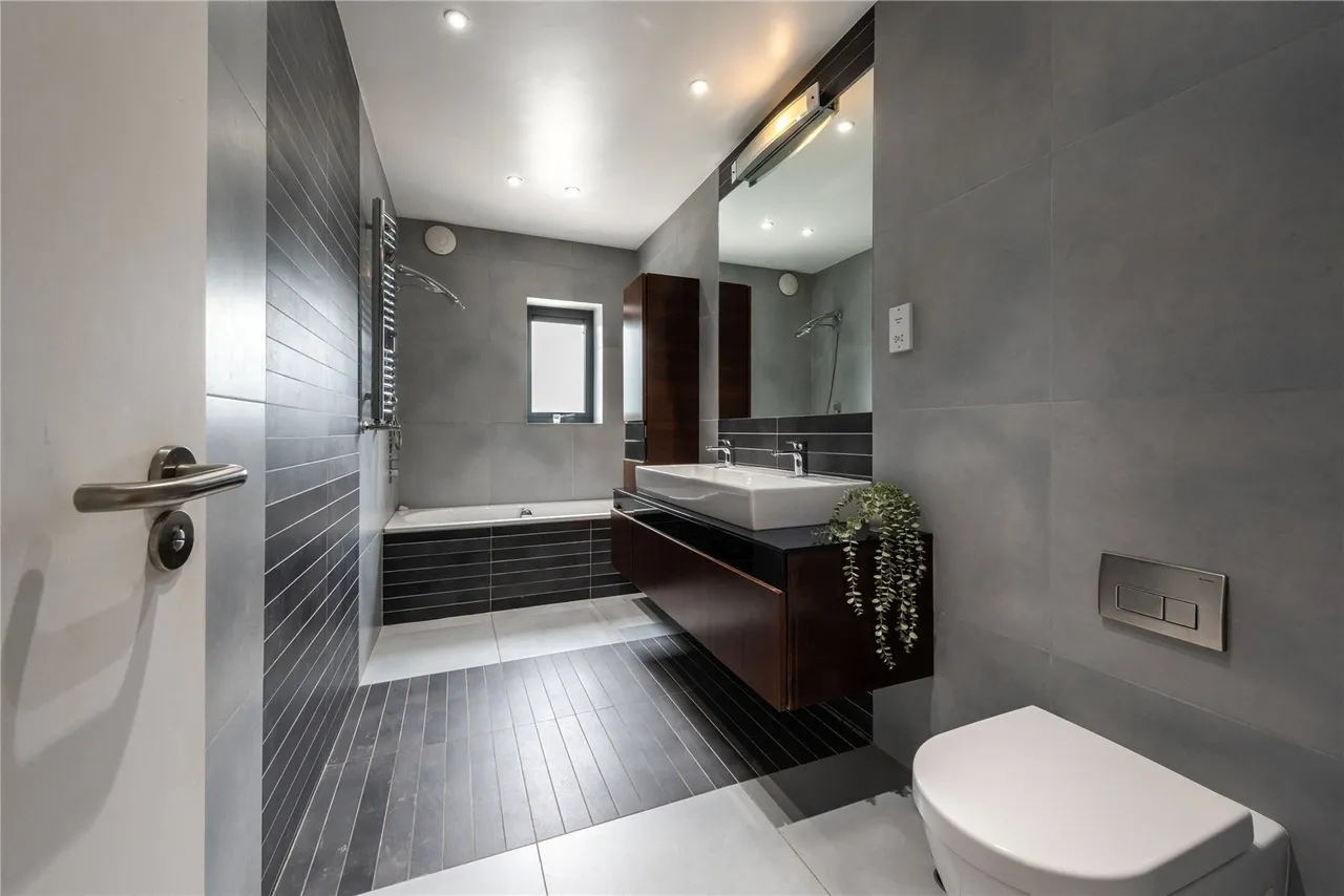 Reigate Road, Betchworth, RH3, photo 18