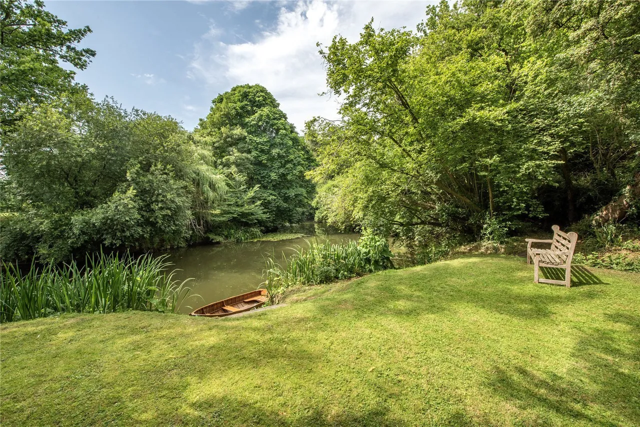 Reigate Road, Betchworth, RH3, photo 20