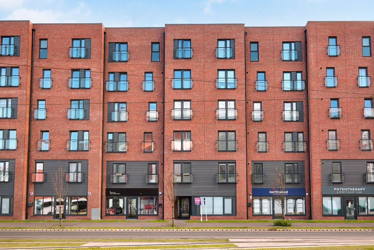 2 bed flat to rent, Ocean Drive, Edinburgh, EH6