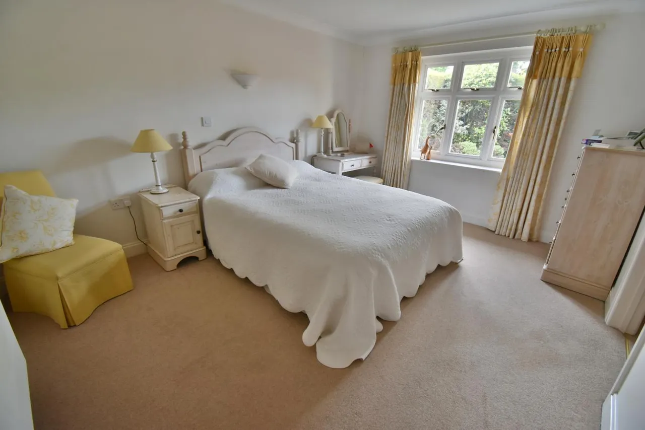Fernlea Gardens, BH22, photo 14
