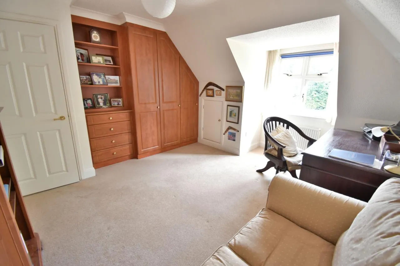 Fernlea Gardens, BH22, photo 21